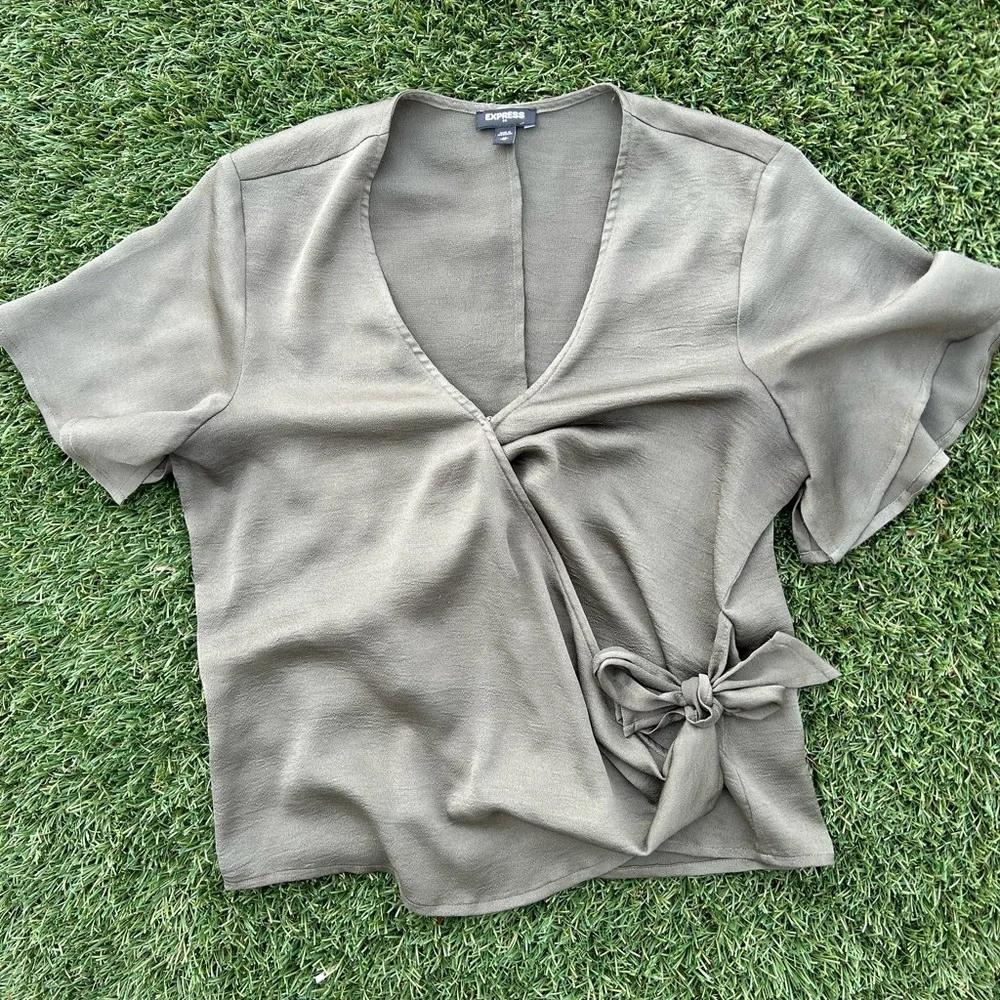 Express blouse - Picture 1 of 3